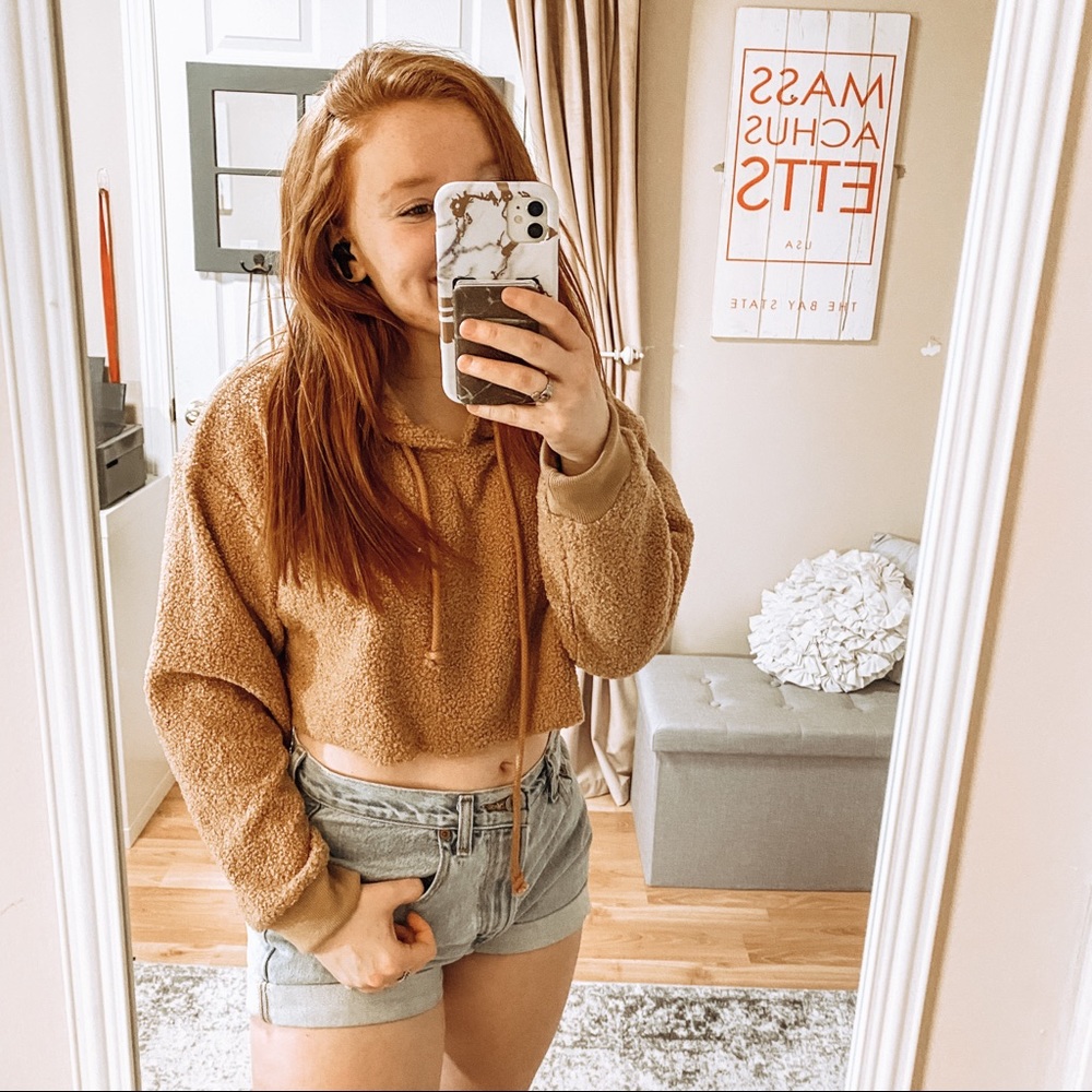 NWT Better Be Cropped Teddy Hoodie Sweatshirt